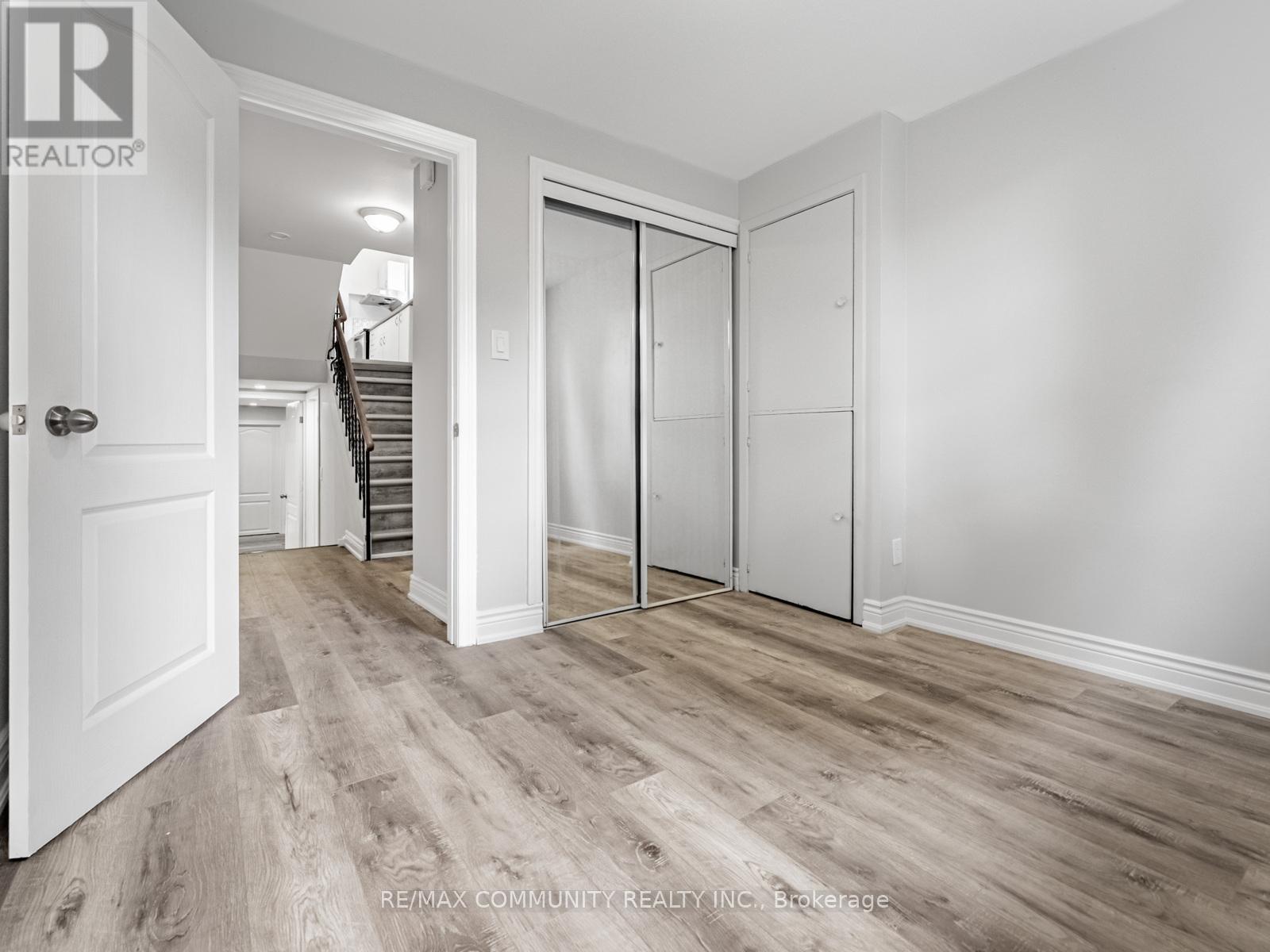 Photo 18 of 5 Langwith Court, Brampton ON