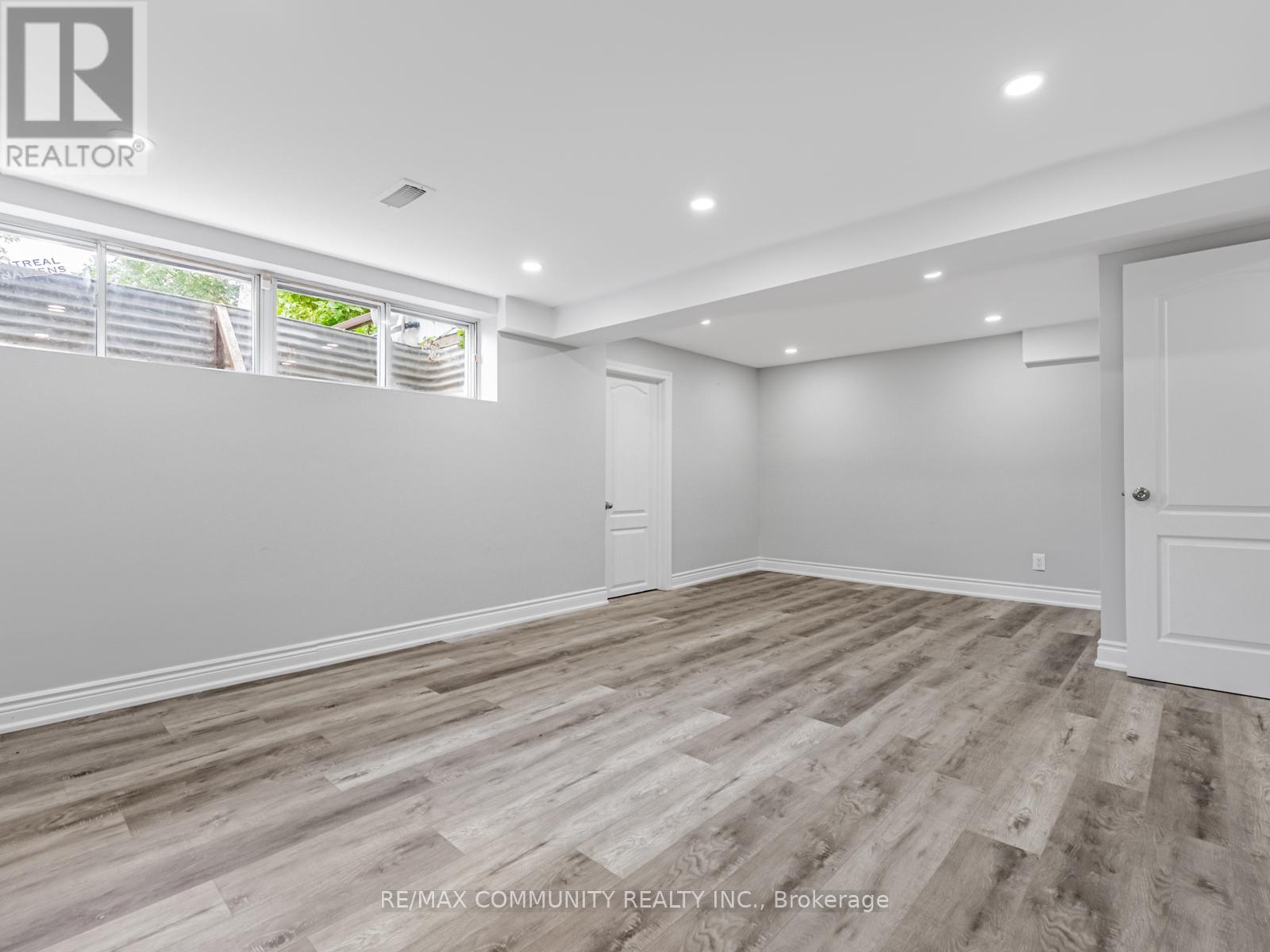 Photo 31 of 5 Langwith Court, Brampton ON