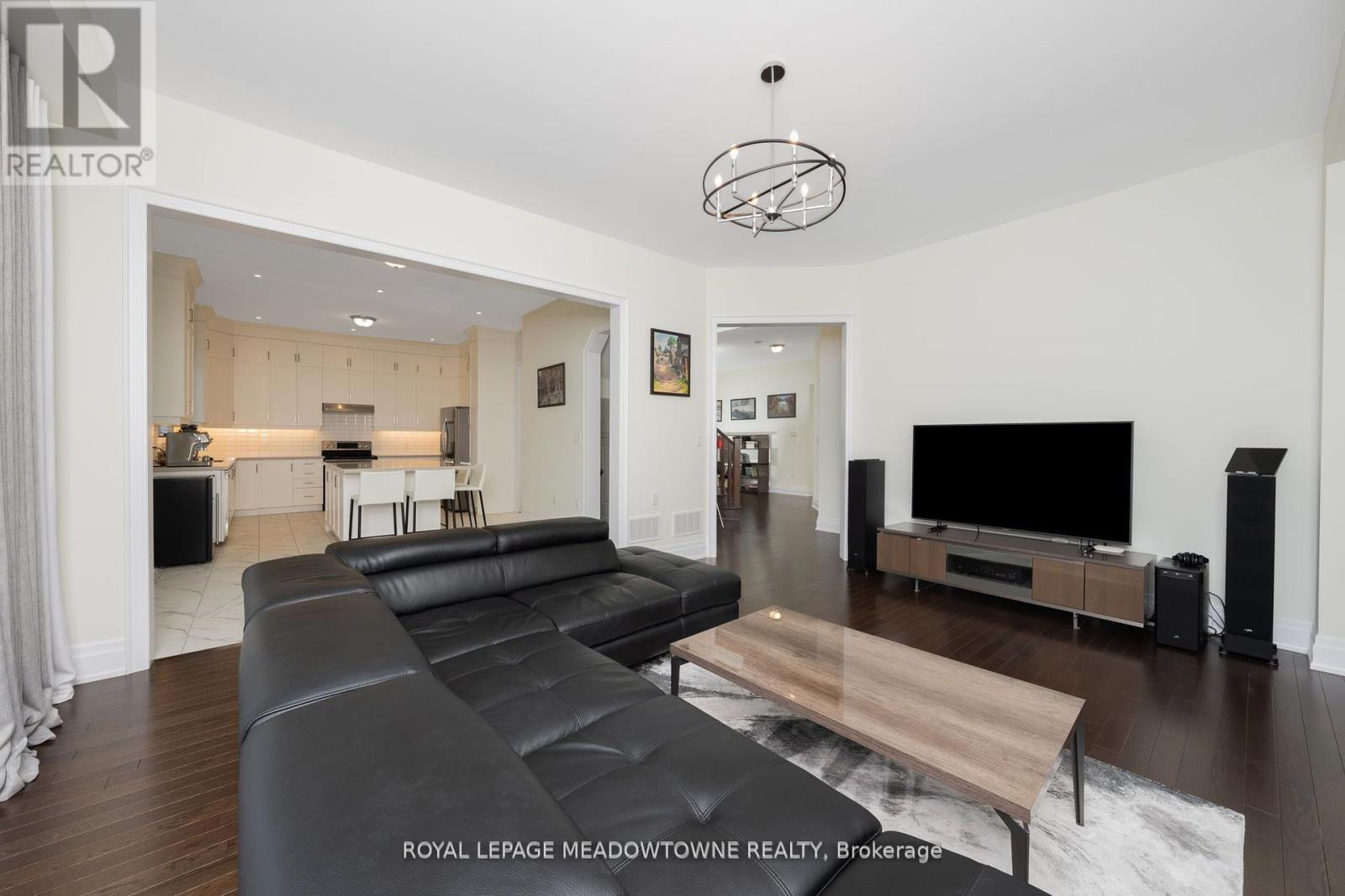Photo 31 of 23 Abigail Grace Crescent, Brampton ON