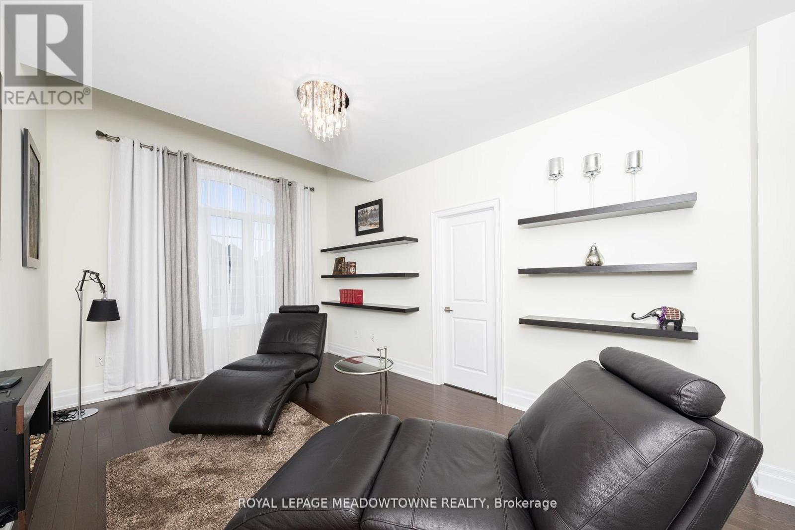 Photo 32 of 23 Abigail Grace Crescent, Brampton ON