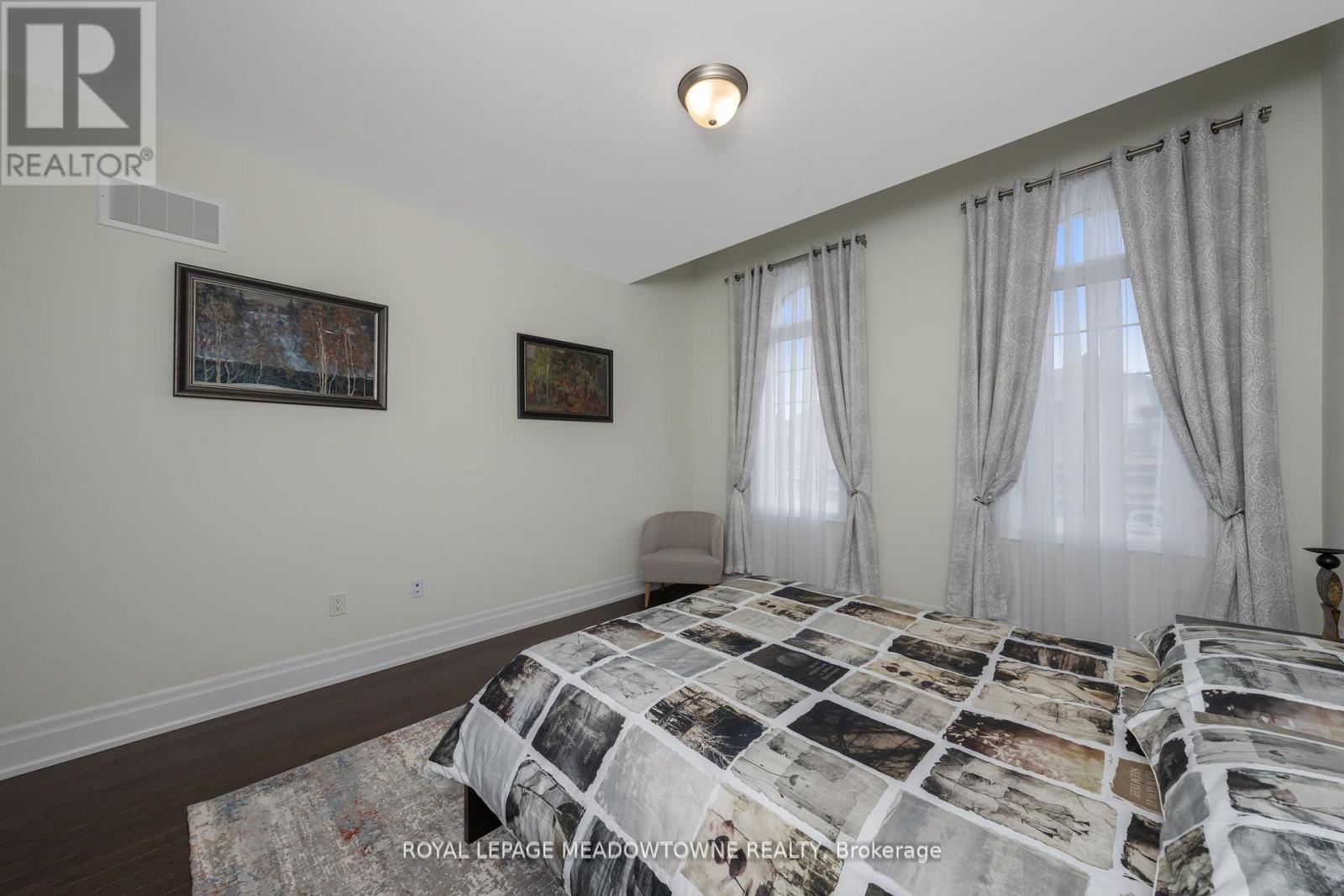 Photo 12 of 23 Abigail Grace Crescent, Brampton ON