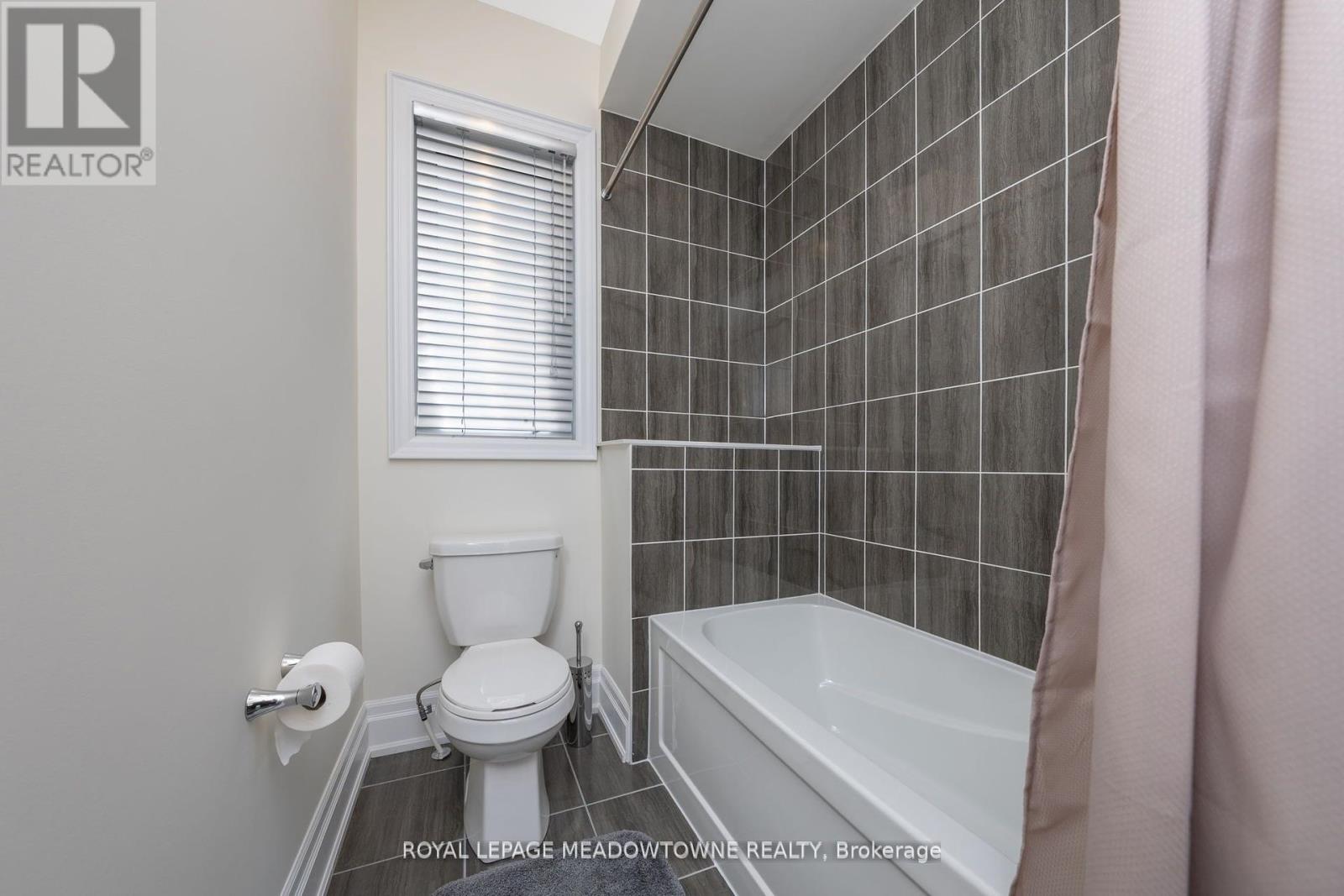 Photo 26 of 23 Abigail Grace Crescent, Brampton ON