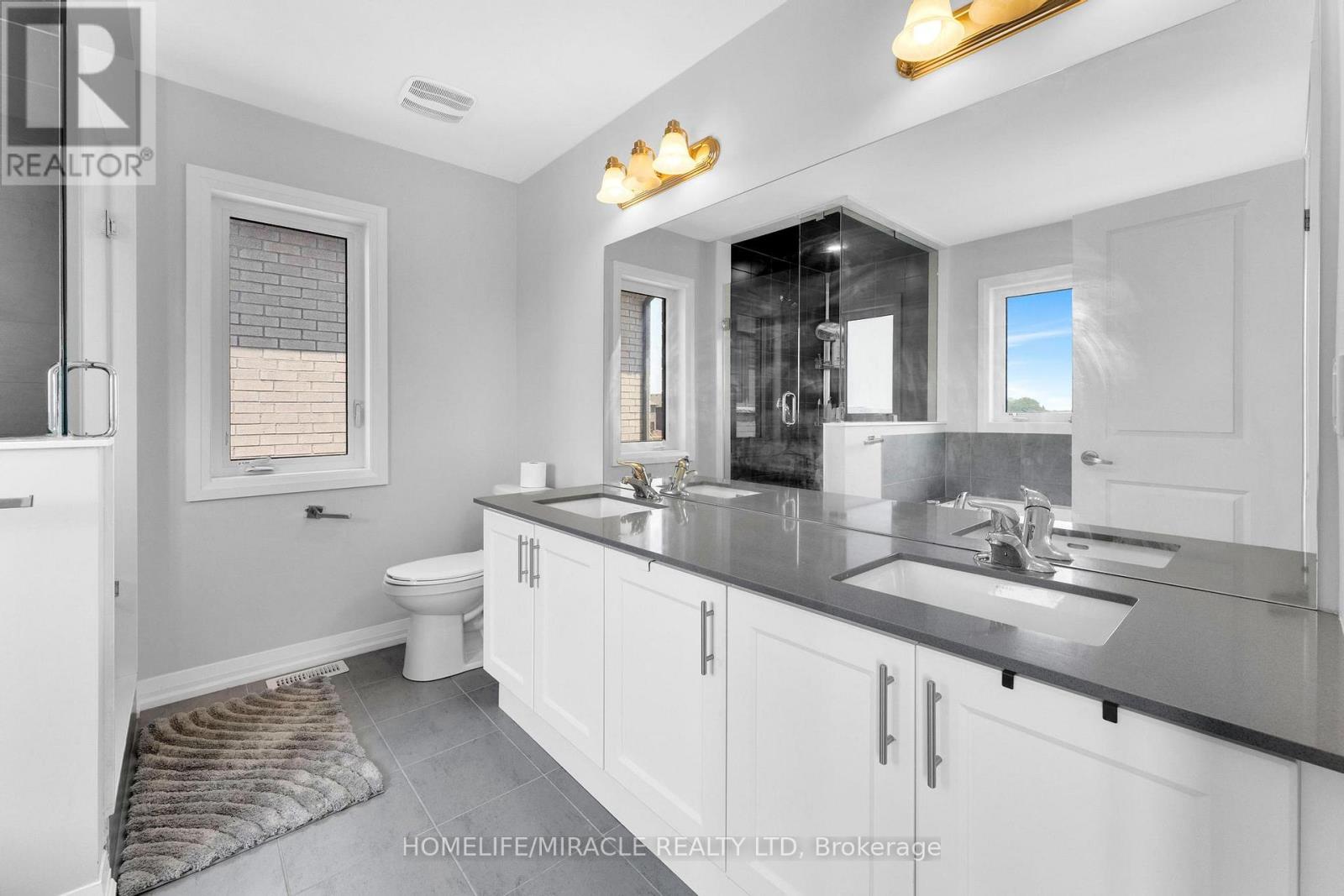 Photo 21 of 815 Sobeski Avenue, Woodstock ON