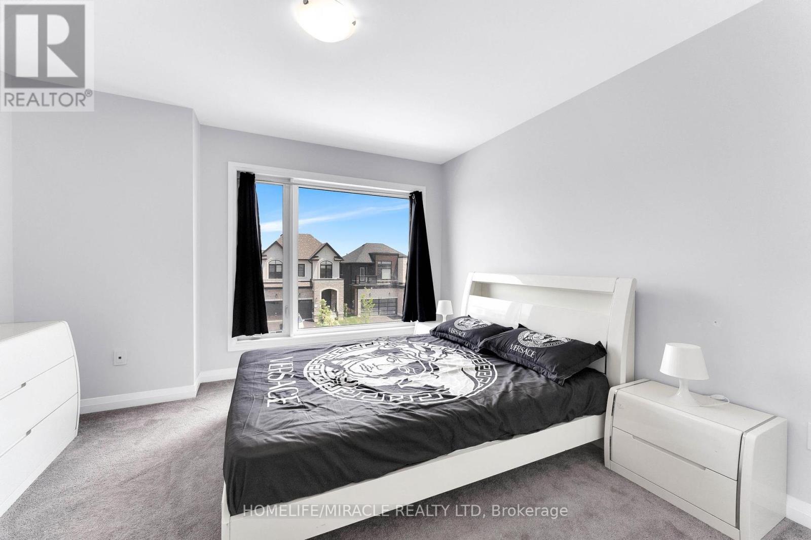 Photo 27 of 815 Sobeski Avenue, Woodstock ON