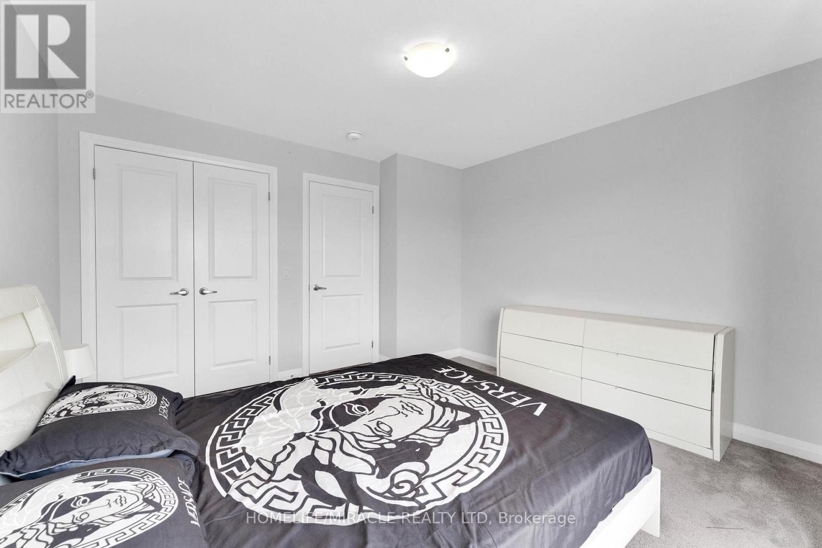 Photo 28 of 815 Sobeski Avenue, Woodstock ON