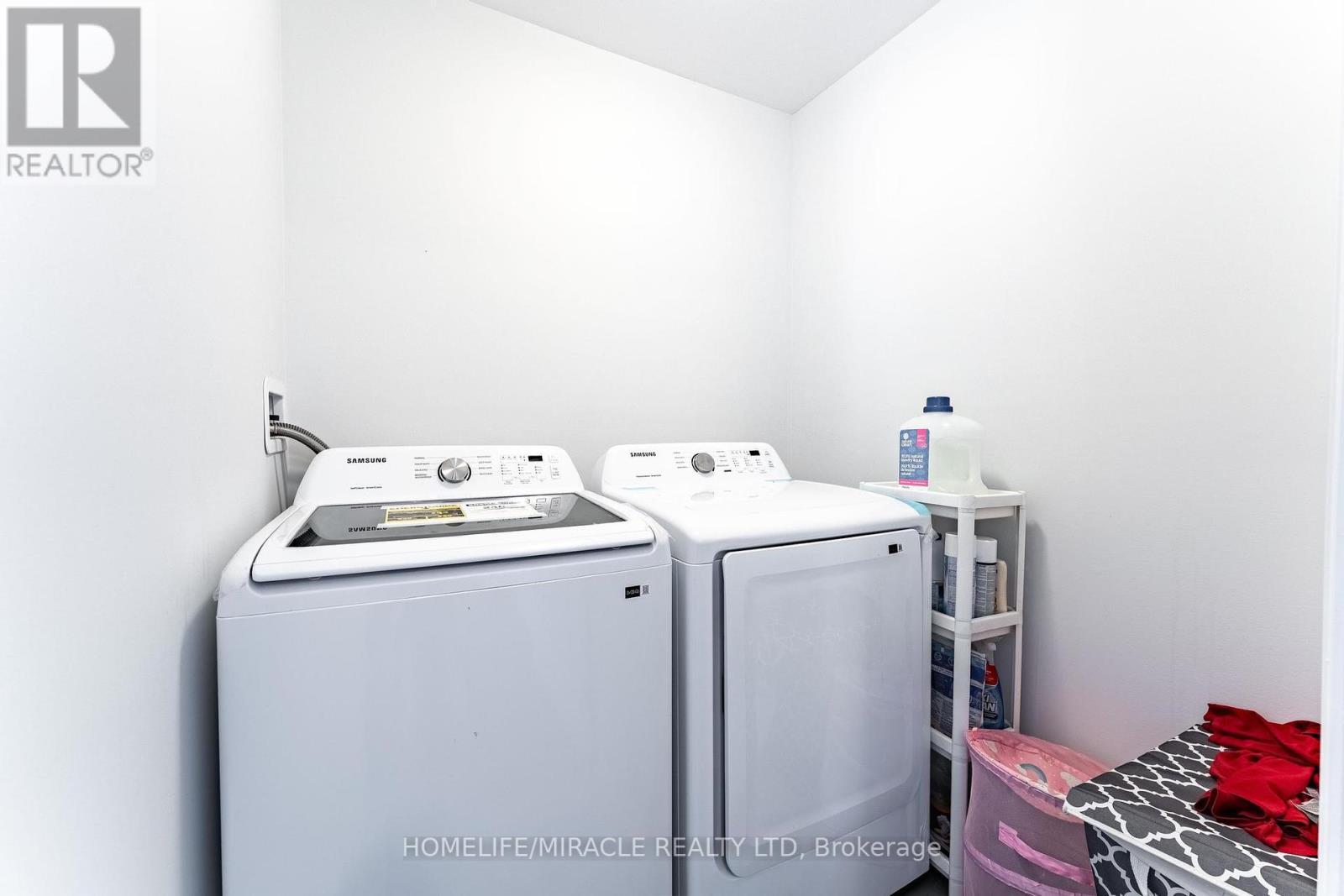 Photo 30 of 815 Sobeski Avenue, Woodstock ON