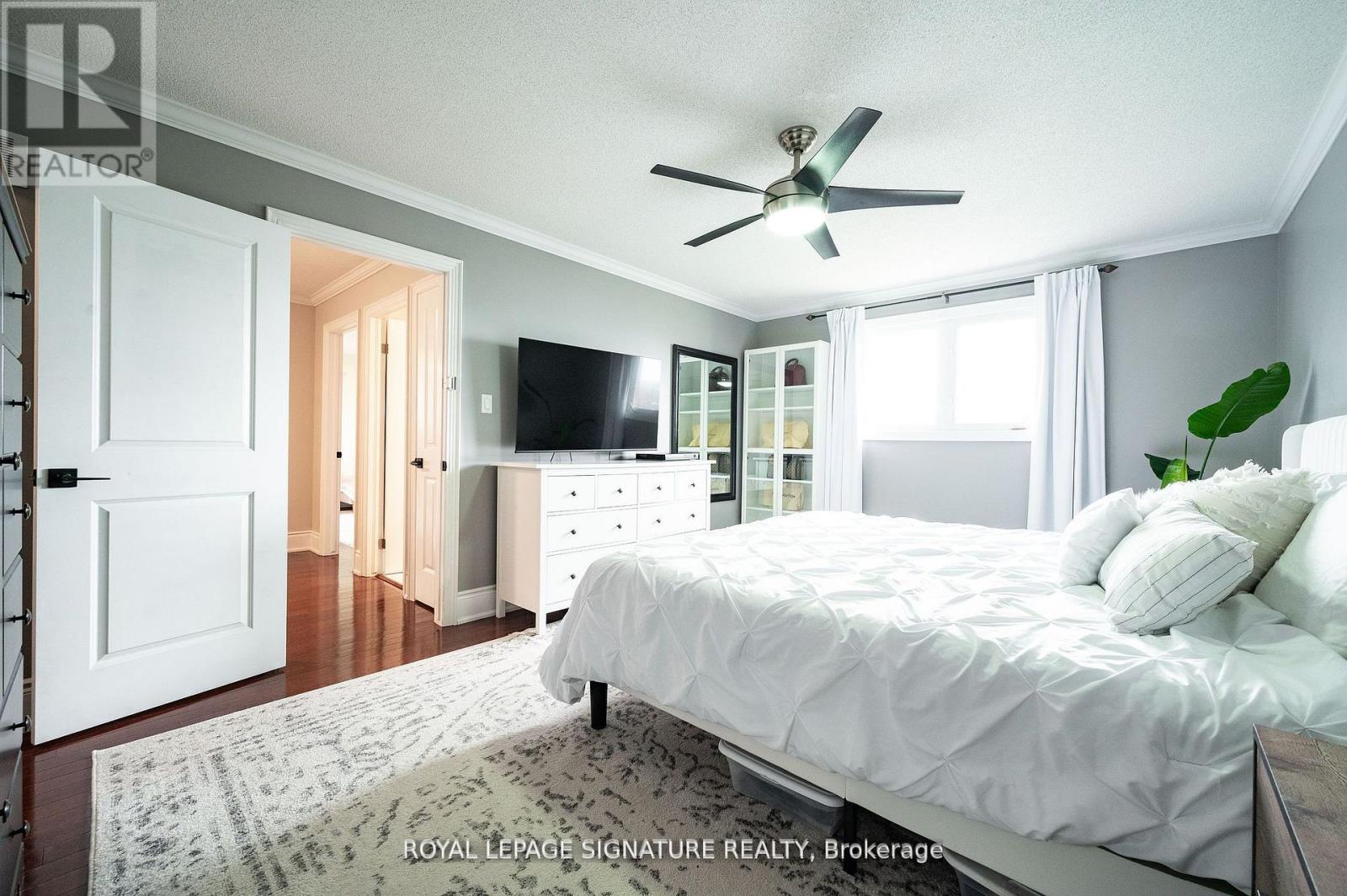 Photo 26 of 37 Riviera Ridge, Hamilton ON