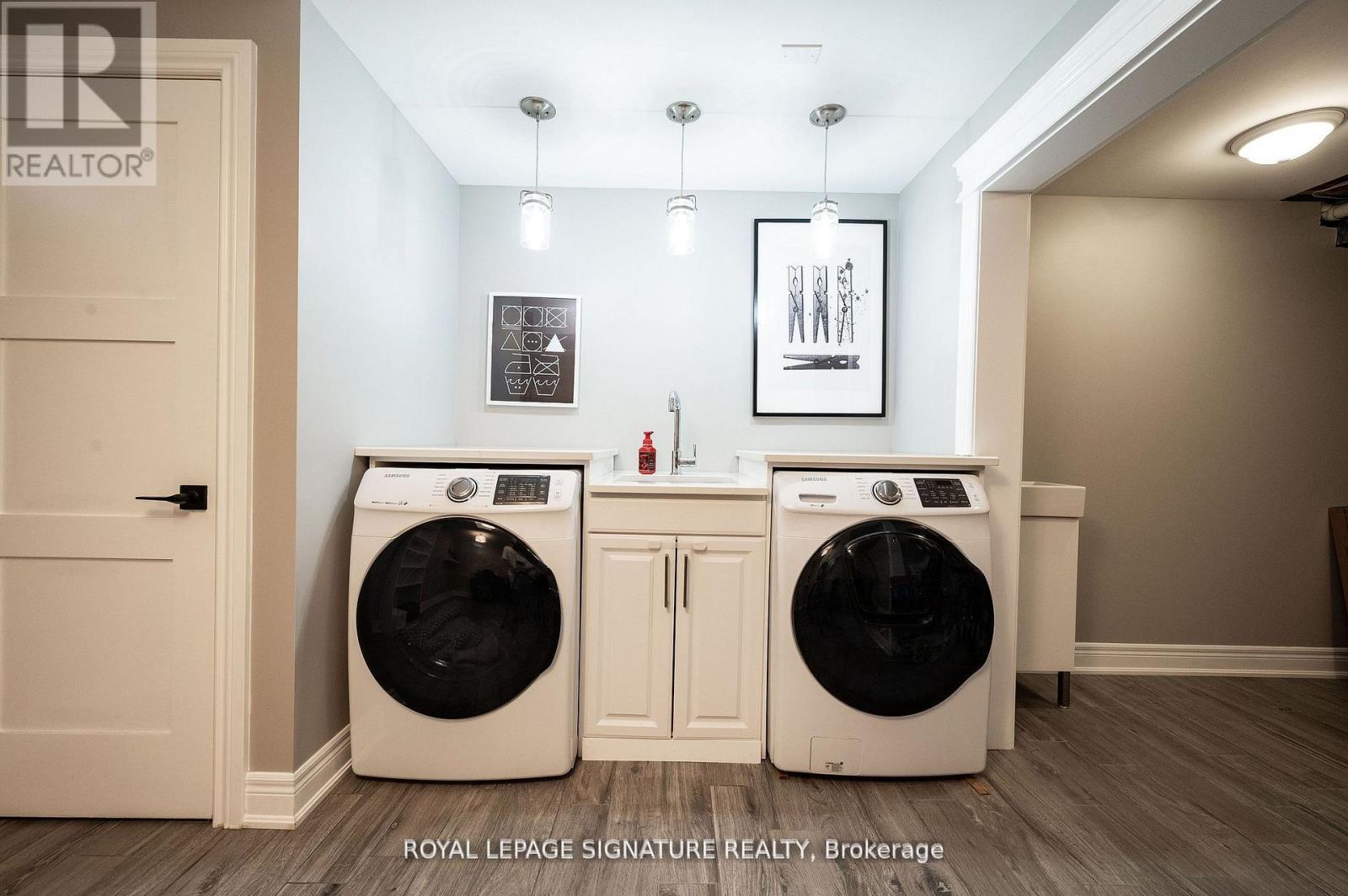 Photo 29 of 37 Riviera Ridge, Hamilton ON