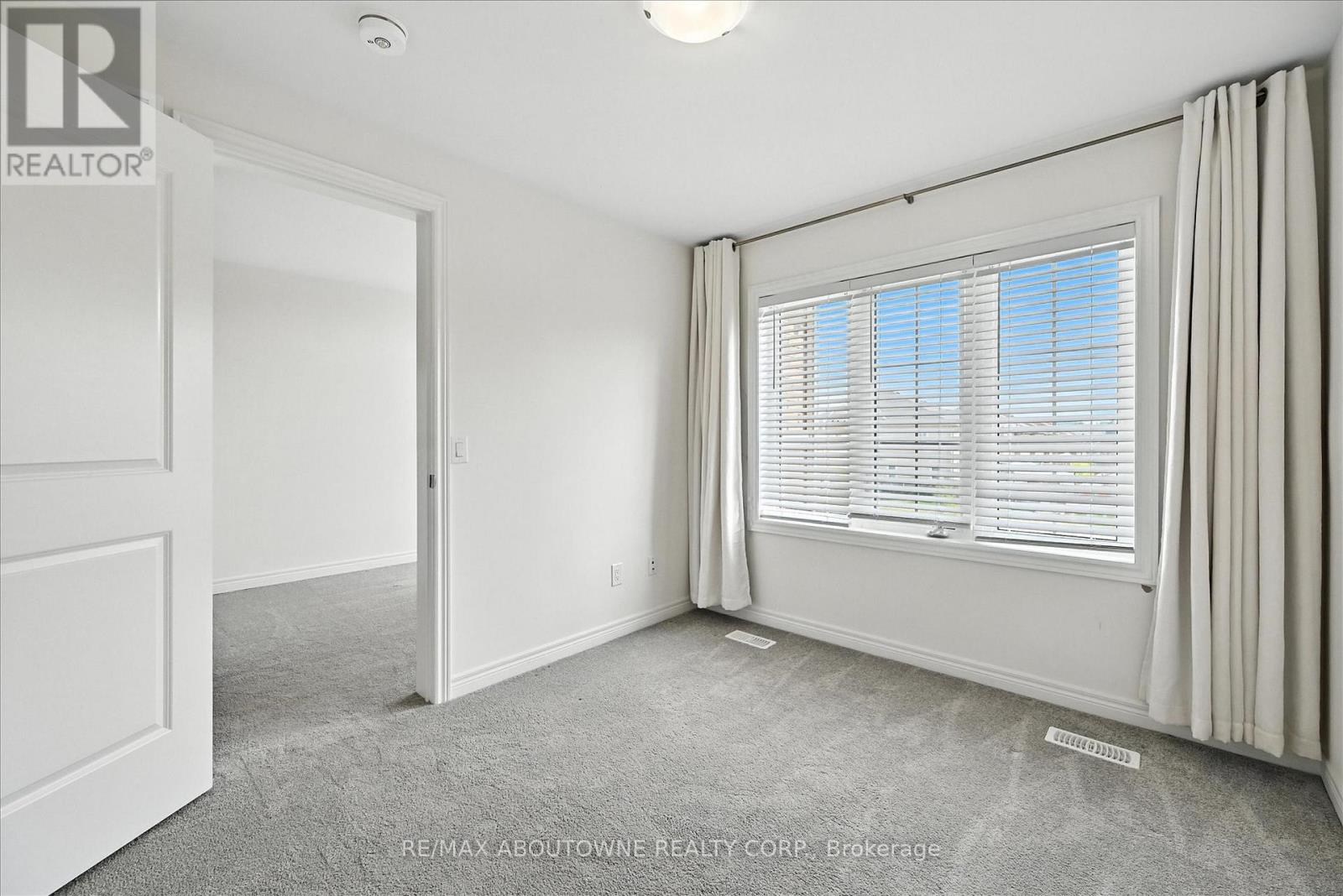 Photo 37 of 353 Raymond Road, Hamilton ON