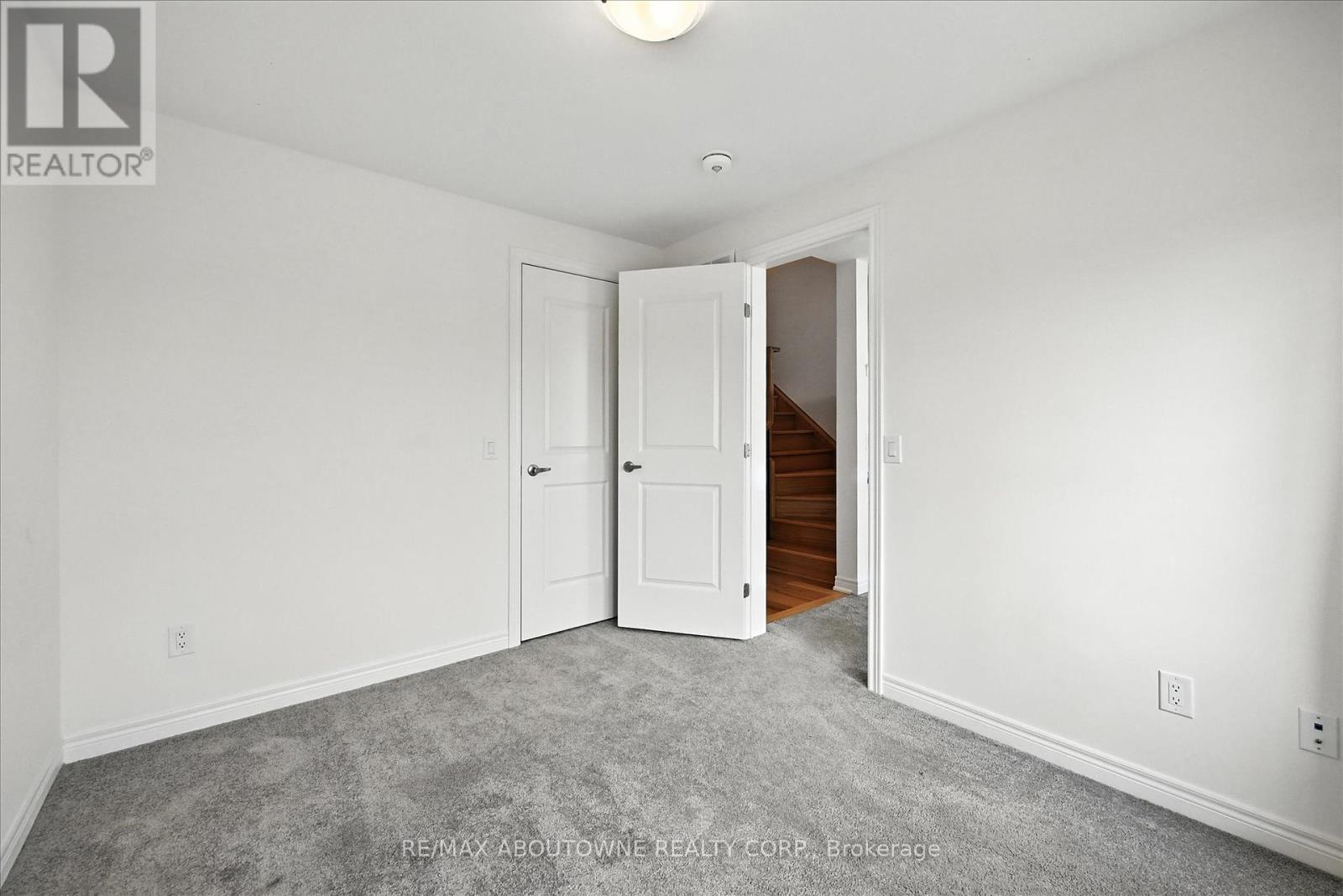Photo 26 of 353 Raymond Road, Hamilton ON