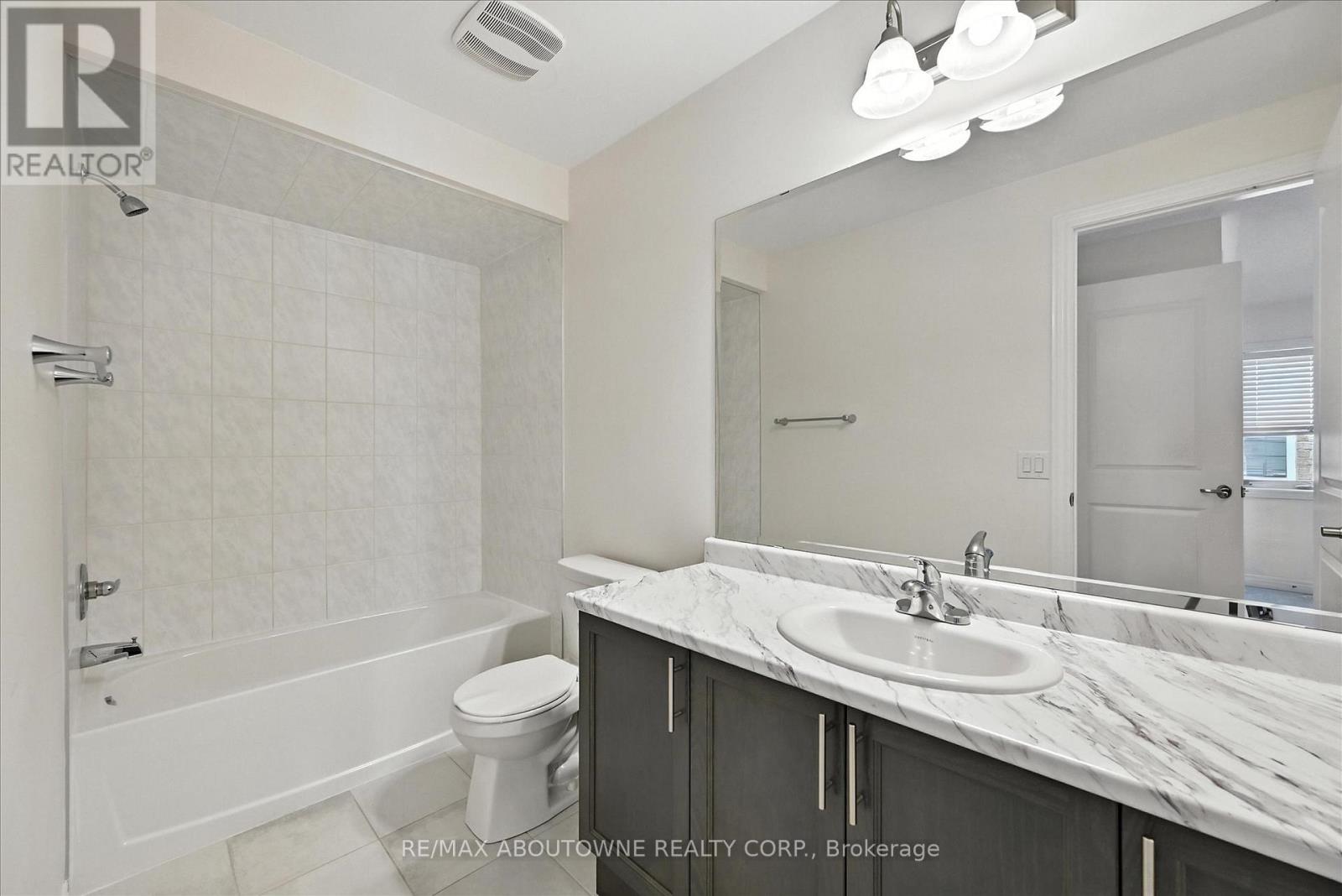 Photo 19 of 353 Raymond Road, Hamilton ON