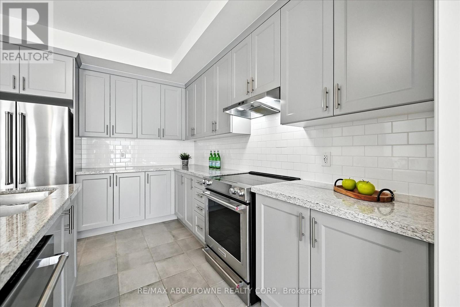 Photo 21 of 353 Raymond Road, Hamilton ON