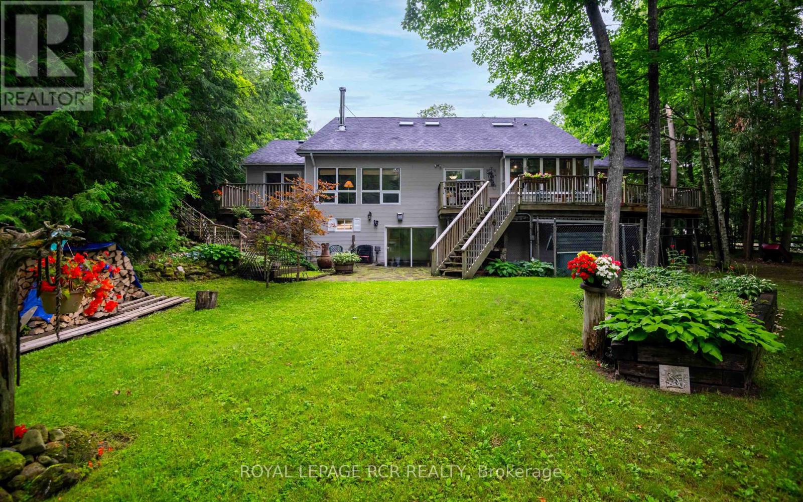 Photo 10 of 308392 Hockley Road, Mono ON