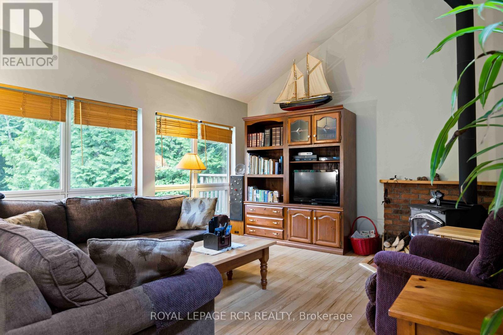 Photo 22 of 308392 Hockley Road, Mono ON