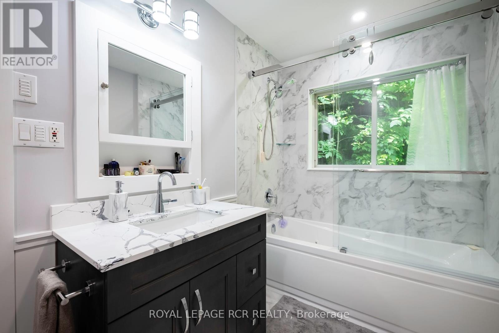 Photo 41 of 308392 Hockley Road, Mono ON