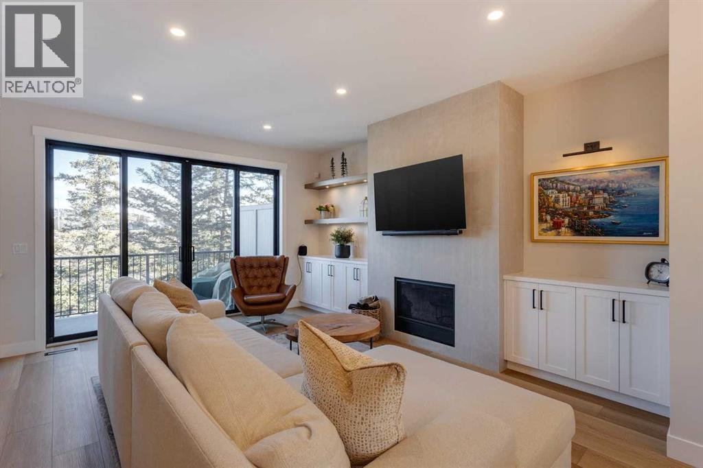 Single Family House for Sale in   Discovery Drive SW Discovery Ridge Calgary 