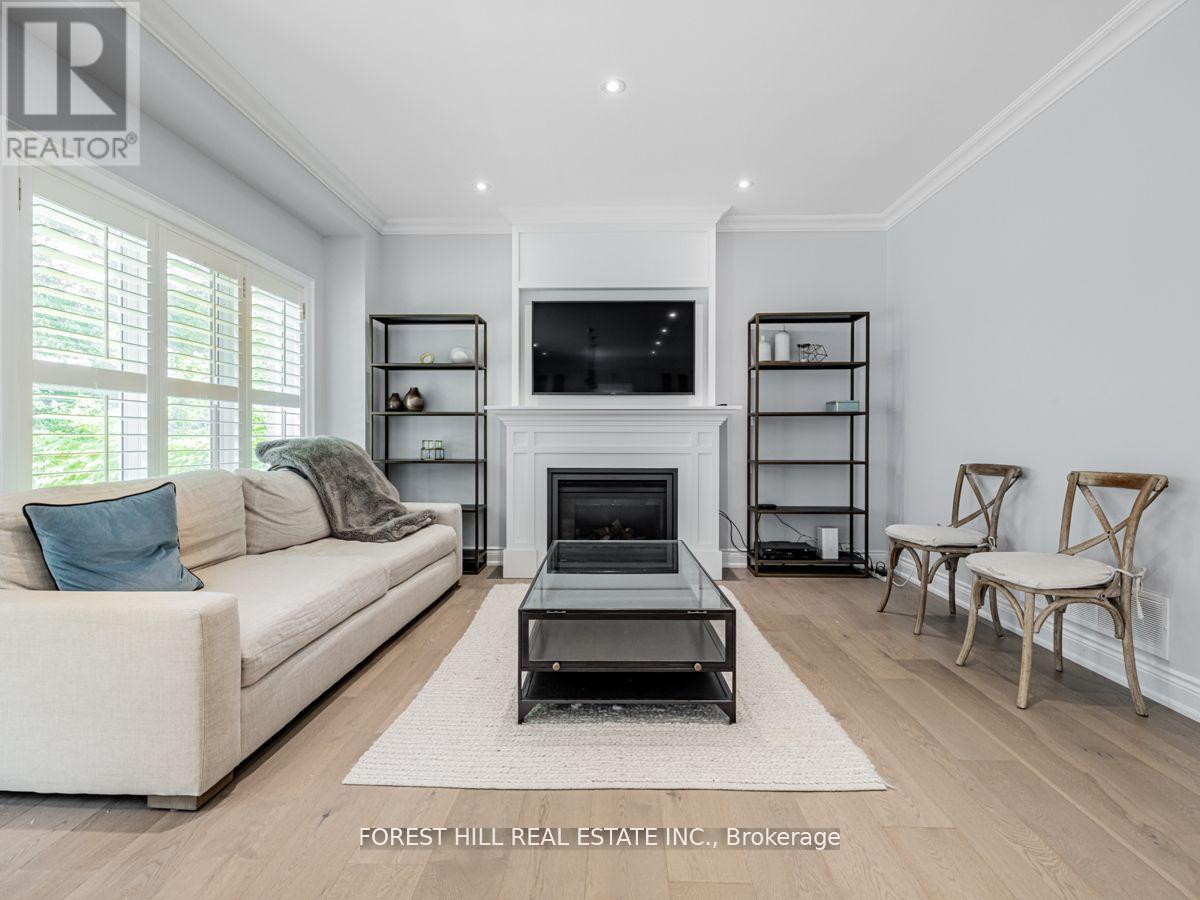 Photo 21 of 3022 A Bayview Avenue, Toronto ON