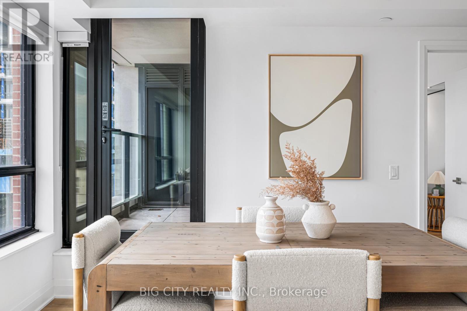 Photo 14 of 317 36 Brentcliffe Road, Toronto ON