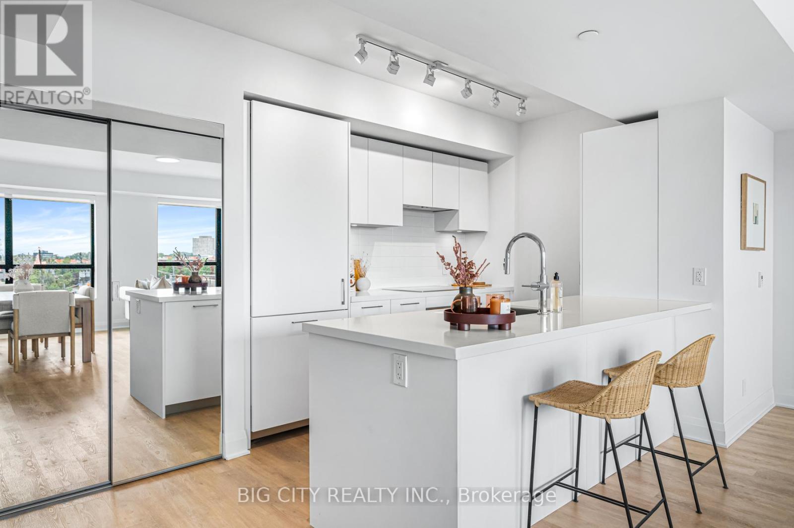 Photo 16 of 317 36 Brentcliffe Road, Toronto ON