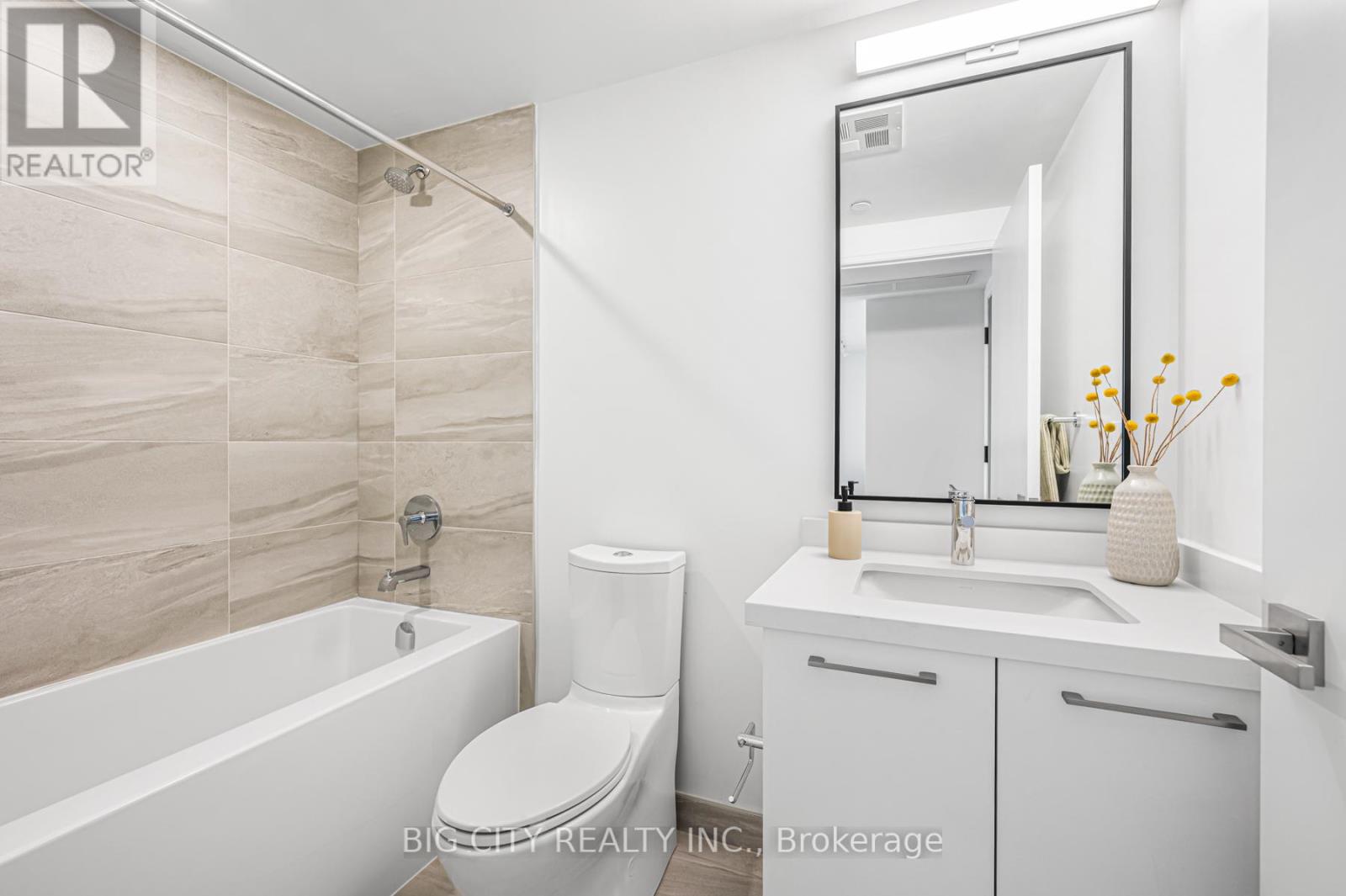Photo 33 of 317 36 Brentcliffe Road, Toronto ON