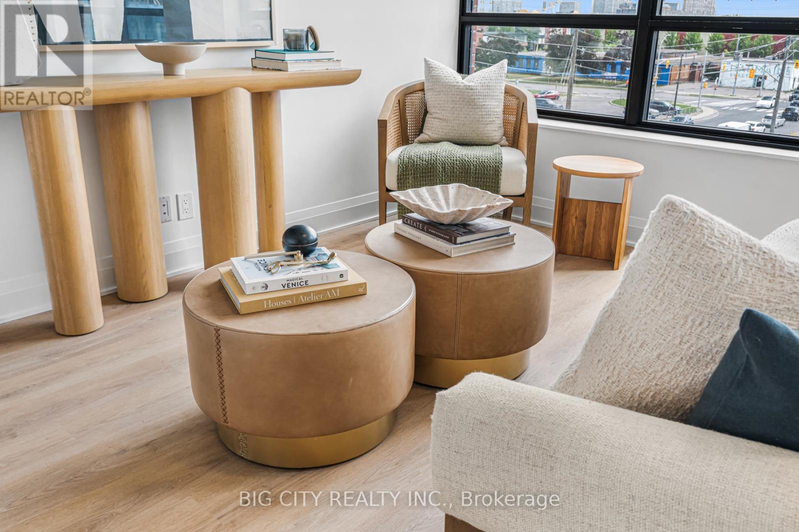 Photo 7 of 317 36 Brentcliffe Road, Toronto ON