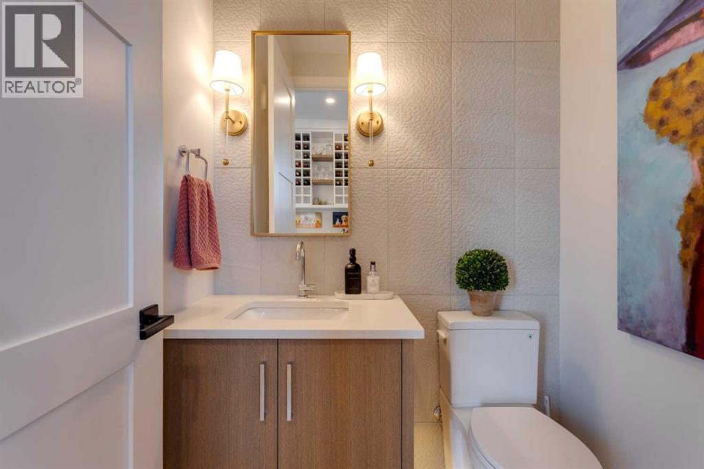 Single Family House for Sale in   Discovery Drive SW Discovery Ridge Calgary 