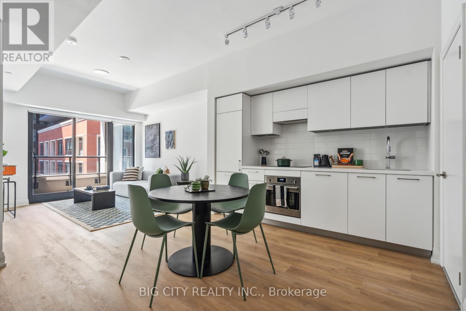 Photo 1 of 305 36 Brentcliffe Road, Toronto ON
