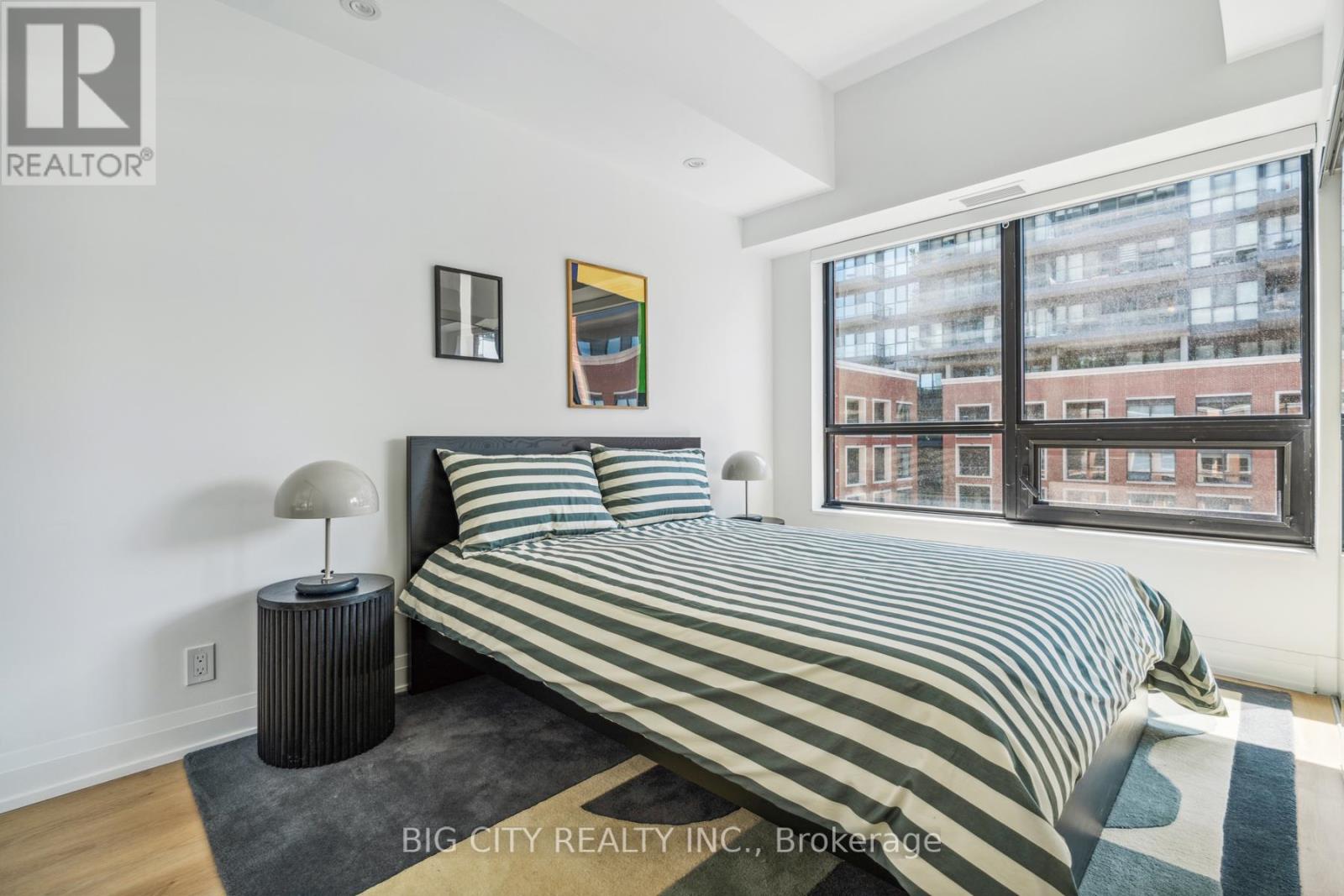 Photo 11 of 305 36 Brentcliffe Road, Toronto ON