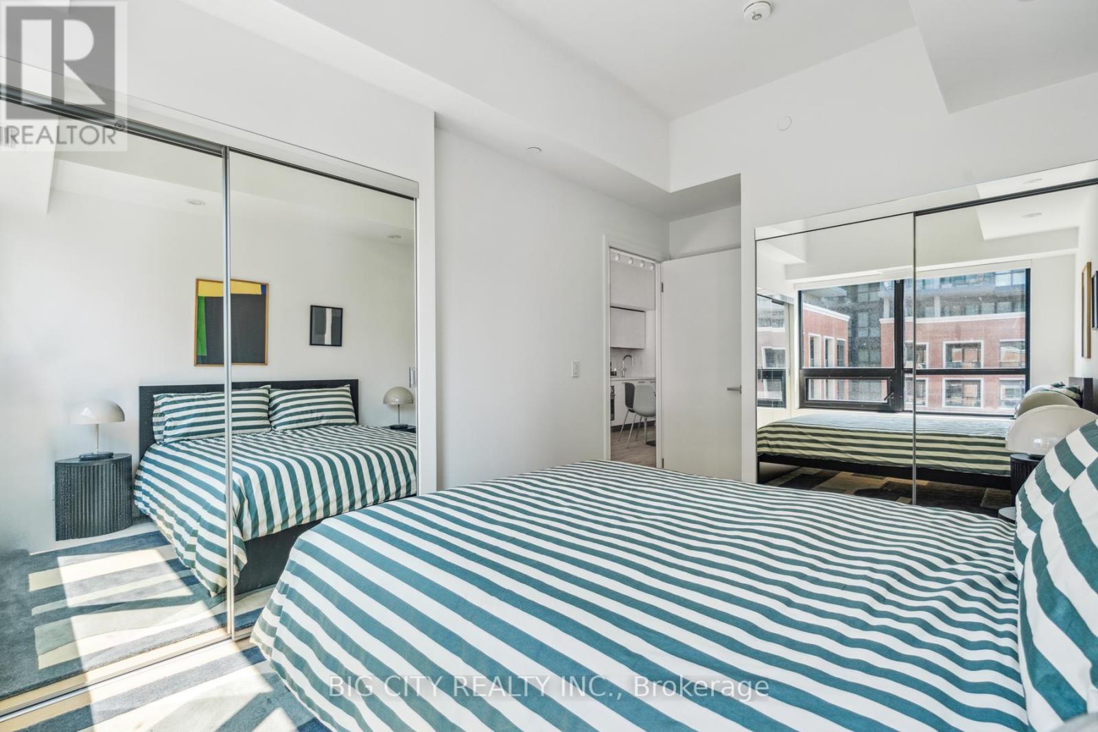 Photo 12 of 305 36 Brentcliffe Road, Toronto ON