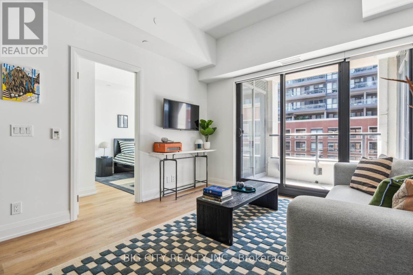 Photo 19 of 305 36 Brentcliffe Road, Toronto ON