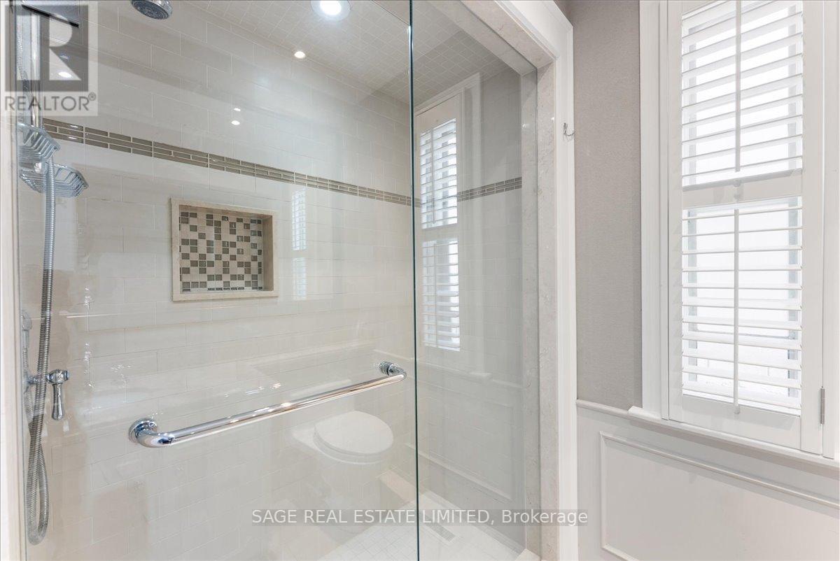 Photo 24 of 88 A Glen Road, Toronto ON