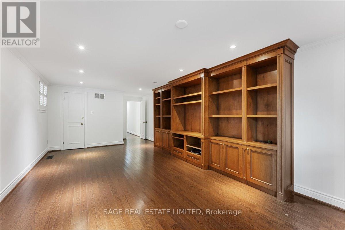 Photo 35 of 88 A Glen Road, Toronto ON
