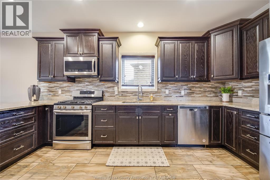 Photo 14 of 220 Selina, Lakeshore ON