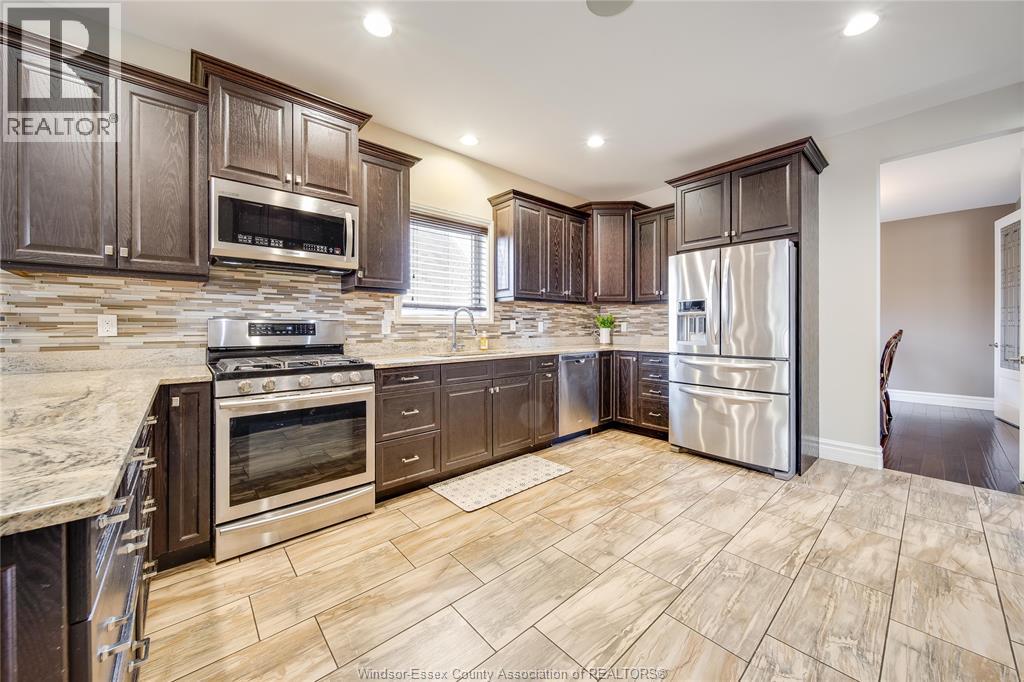 Photo 12 of 220 Selina, Lakeshore ON