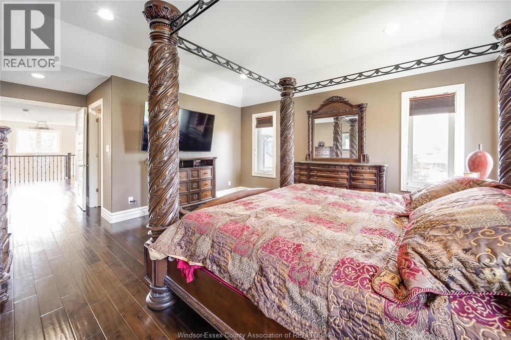 Photo 26 of 220 Selina, Lakeshore ON