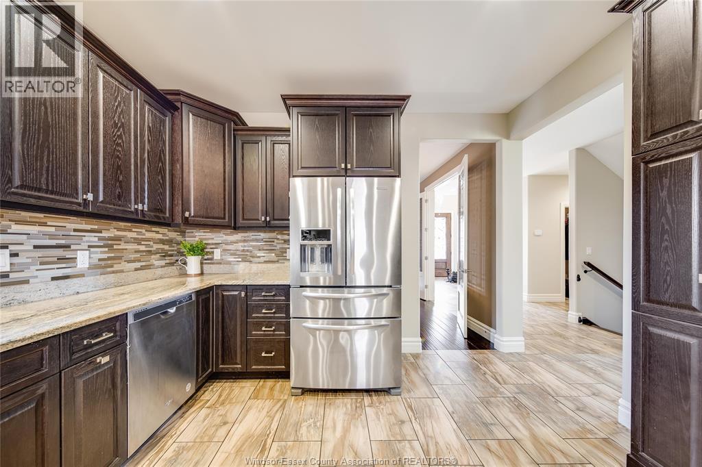 Photo 13 of 220 Selina, Lakeshore ON