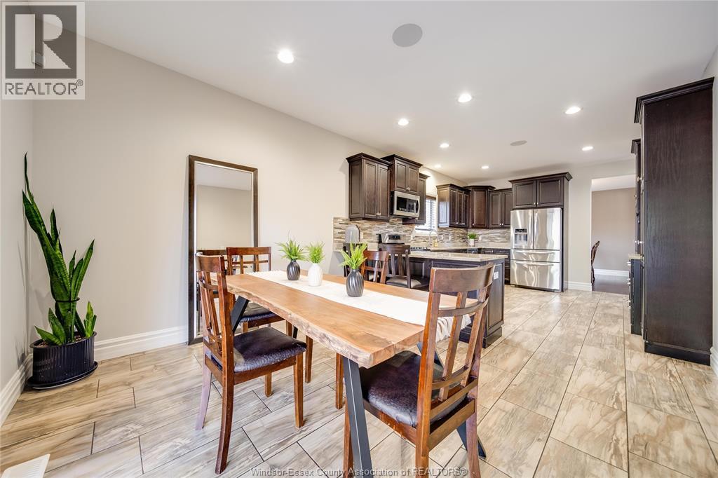 Photo 16 of 220 Selina, Lakeshore ON