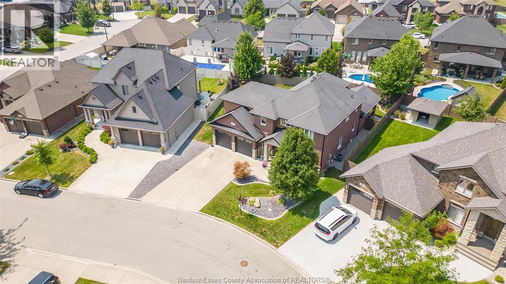 Photo 49 of 220 Selina, Lakeshore ON