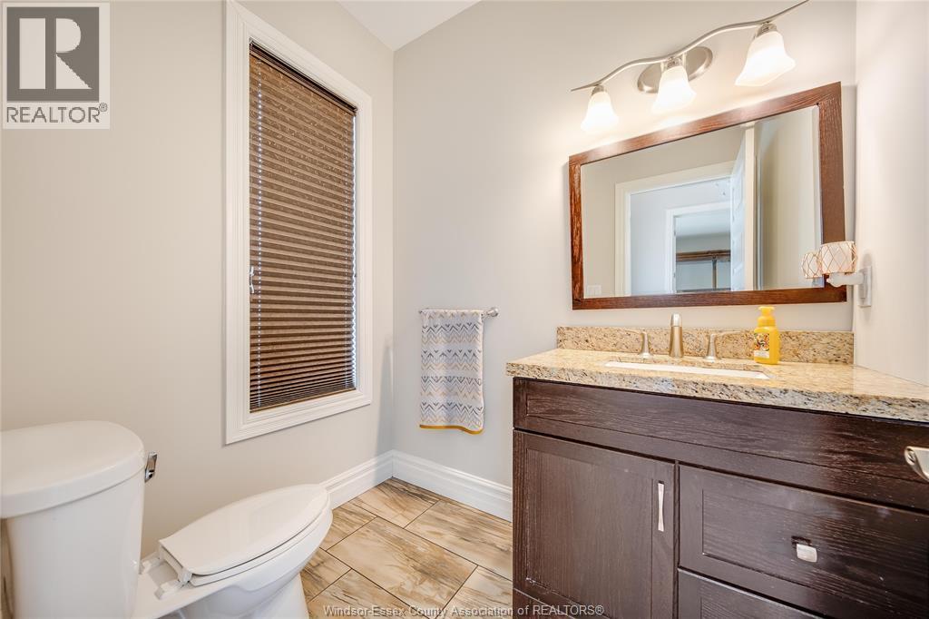 Photo 21 of 220 Selina, Lakeshore ON