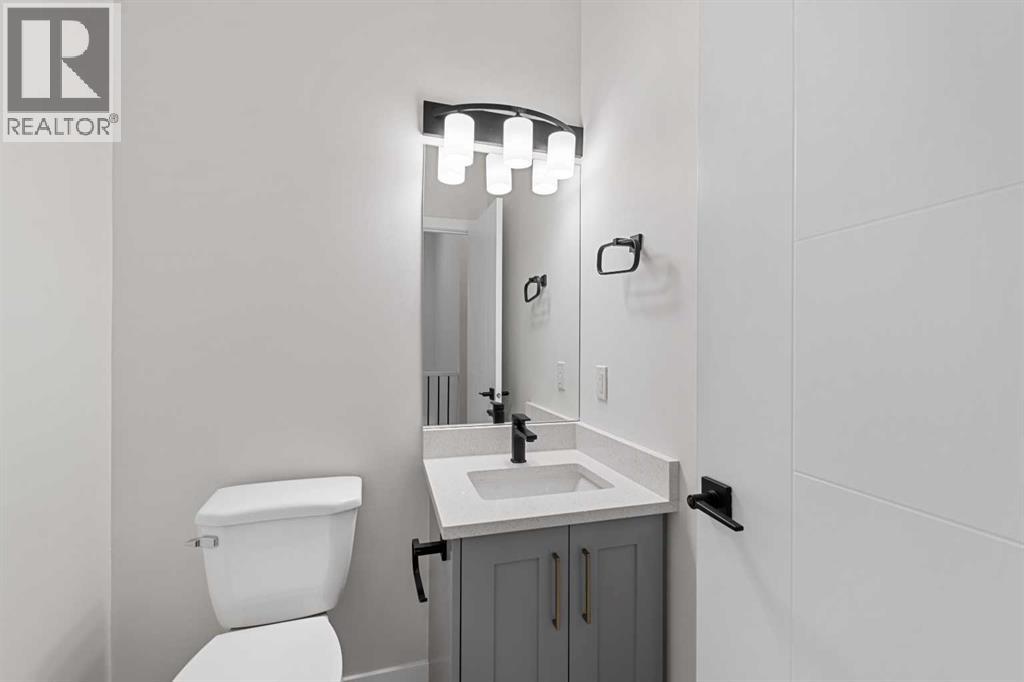 Photo 19 of 19 Wolf Crescent, Okotoks AB