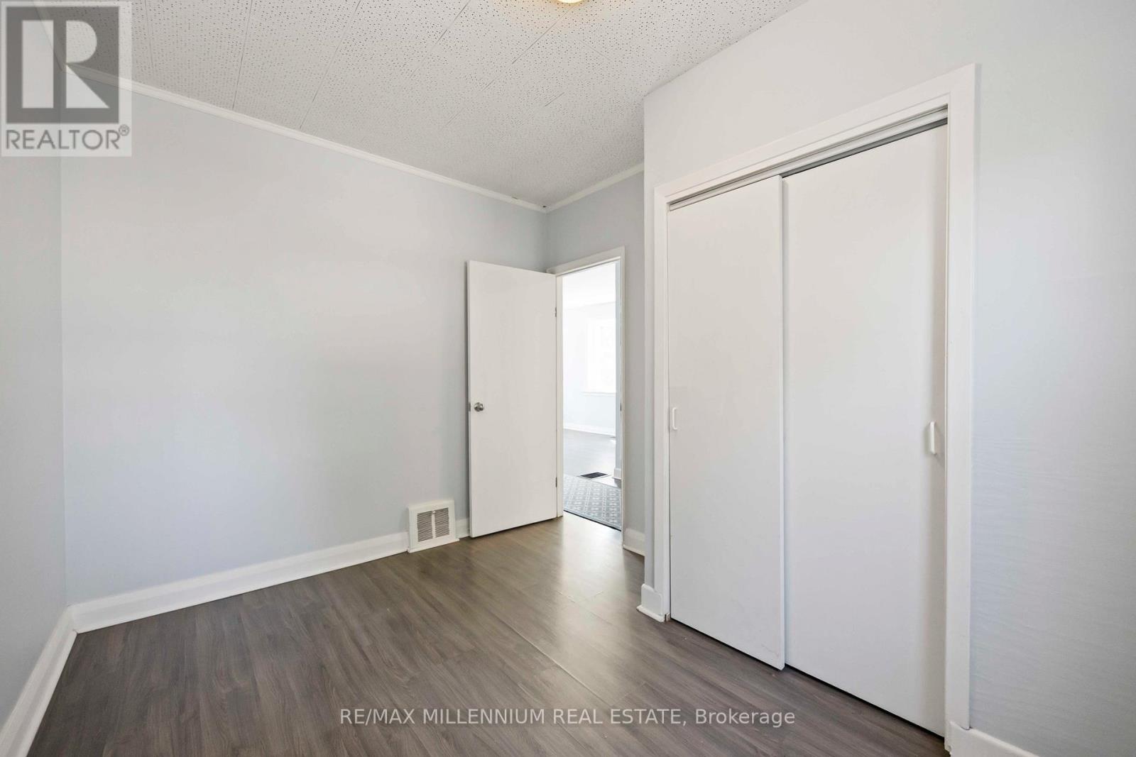 Photo 21 of 96 Phillip Avenue, Toronto ON