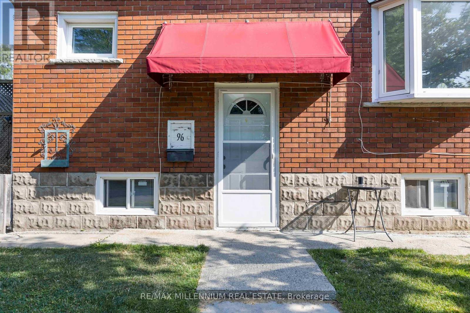 Photo 38 of 96 Phillip Avenue, Toronto ON