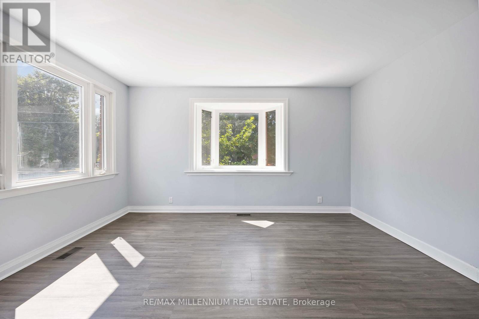 Photo 9 of 96 Phillip Avenue, Toronto ON