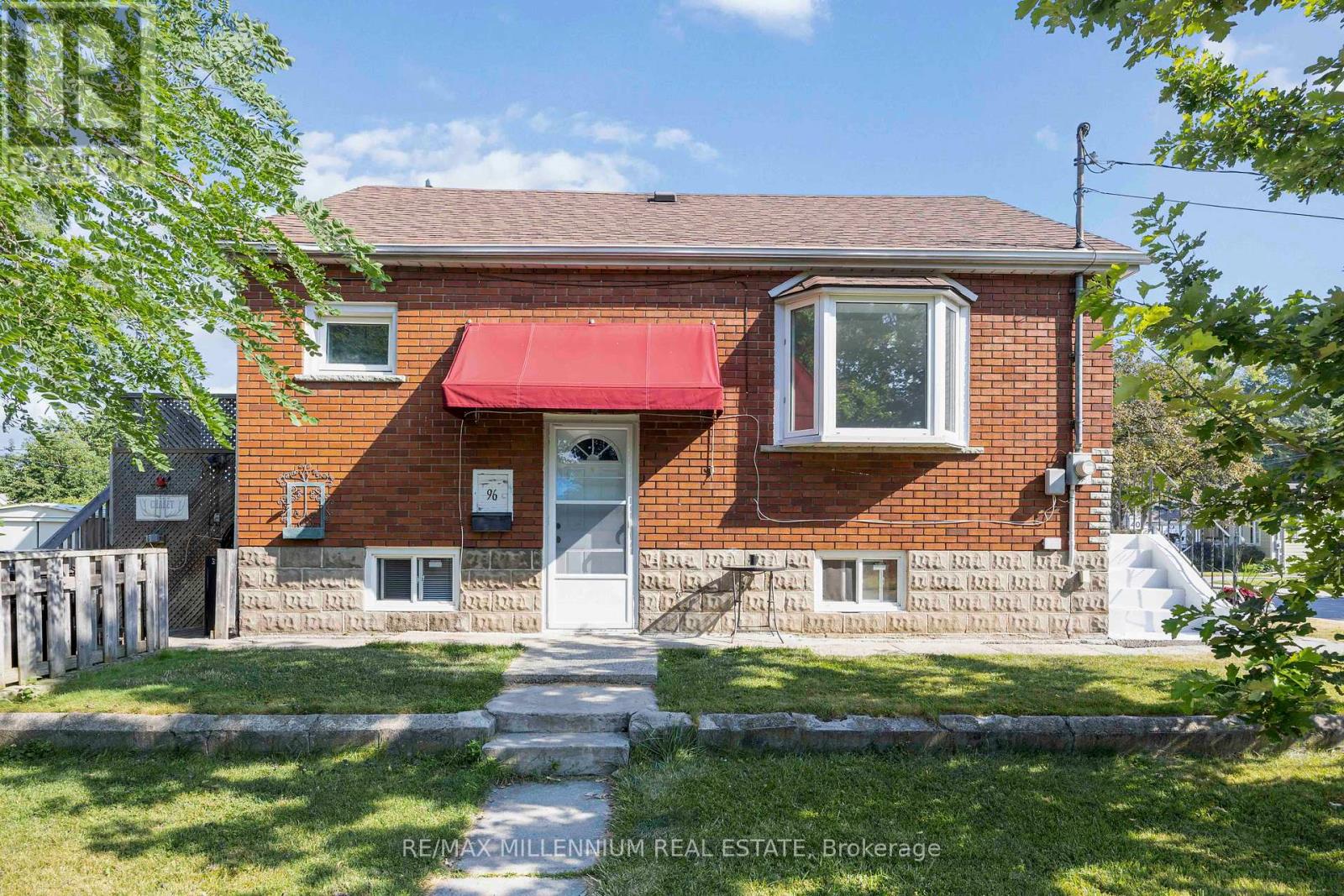 Photo 3 of 96 Phillip Avenue, Toronto ON