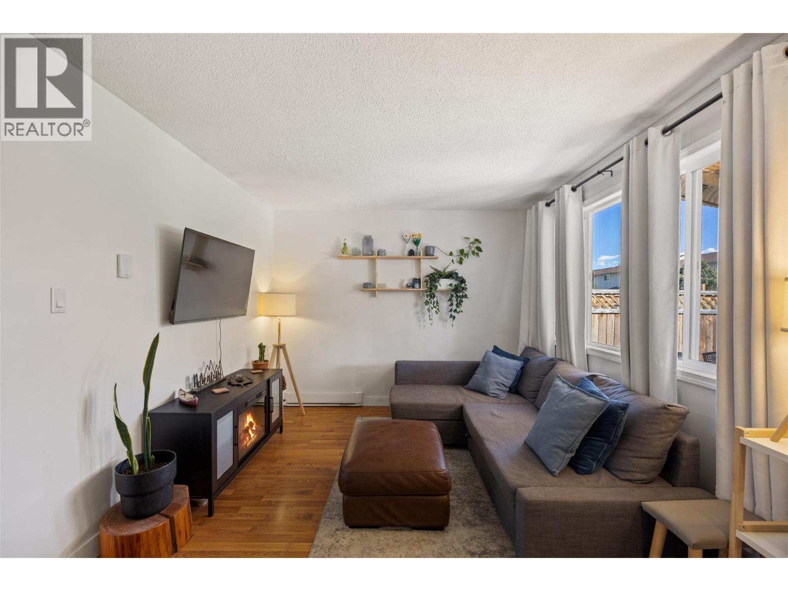 Photo 9 of 1697 Greenfield Avenue Unit 4, Kamloops BC