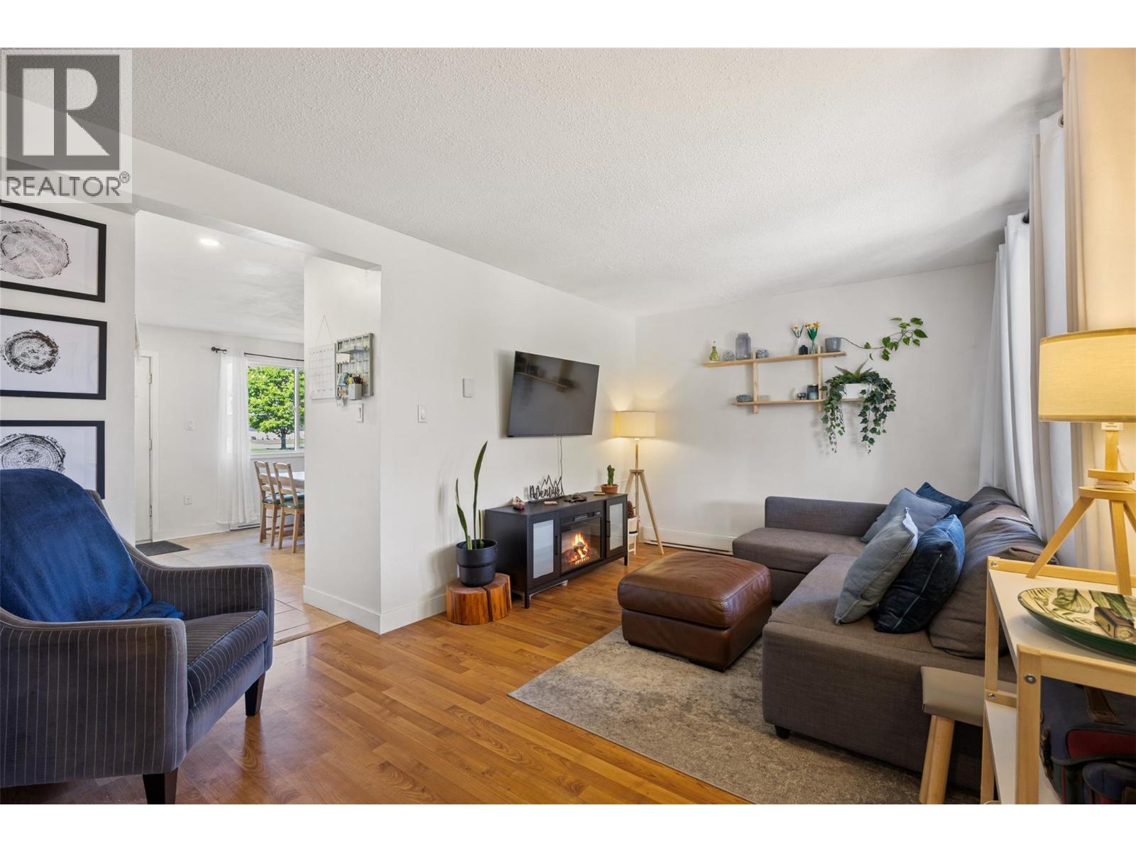 Photo 10 of 1697 Greenfield Avenue Unit 4, Kamloops BC