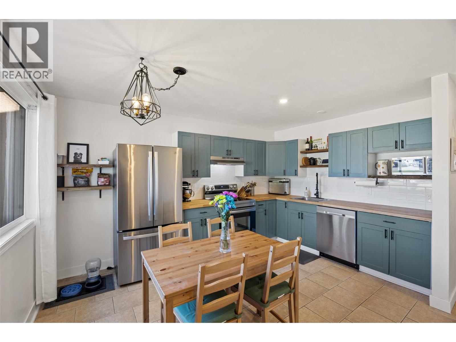 Photo 2 of 1697 Greenfield Avenue Unit 4, Kamloops BC