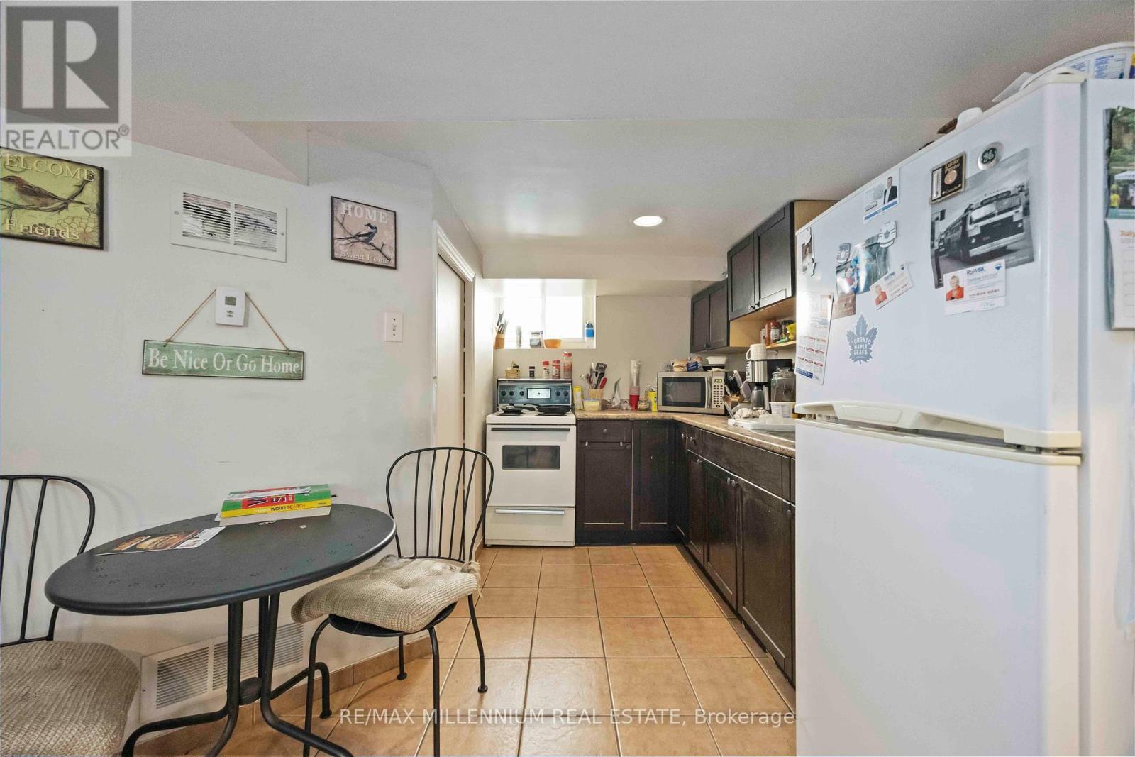 Photo 31 of 96 Phillip Avenue, Toronto ON