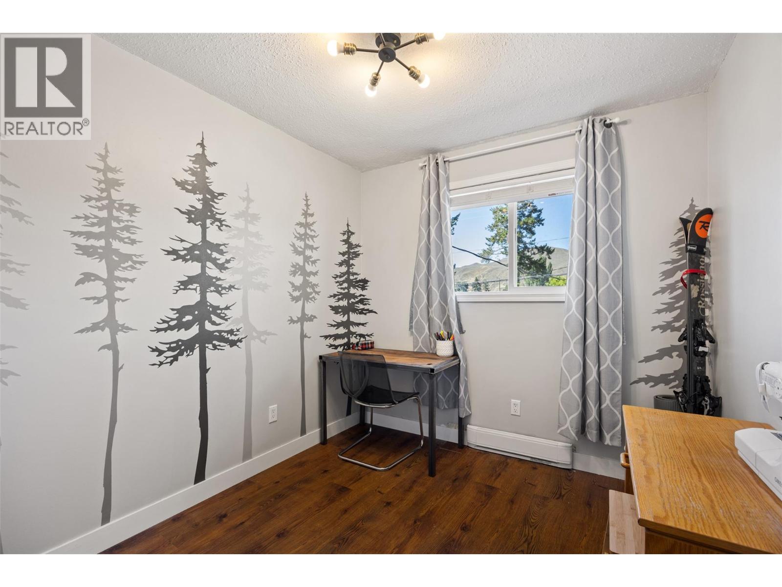 Photo 25 of 1697 Greenfield Avenue Unit 4, Kamloops BC