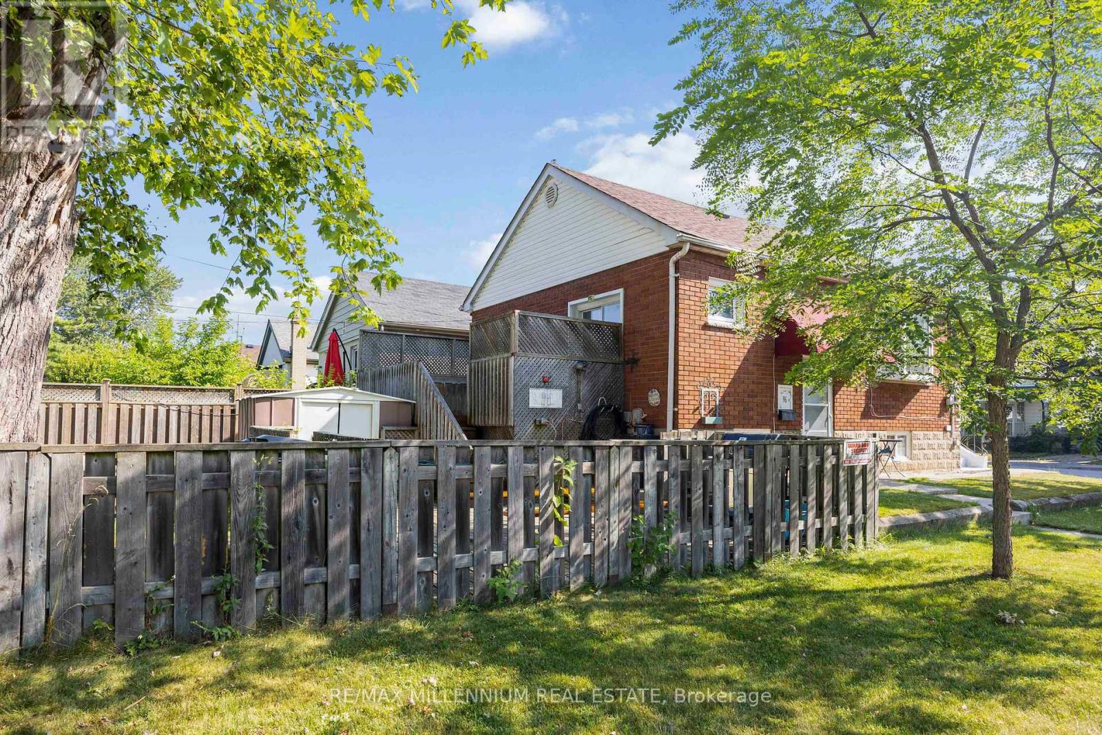 Photo 39 of 96 Phillip Avenue, Toronto ON
